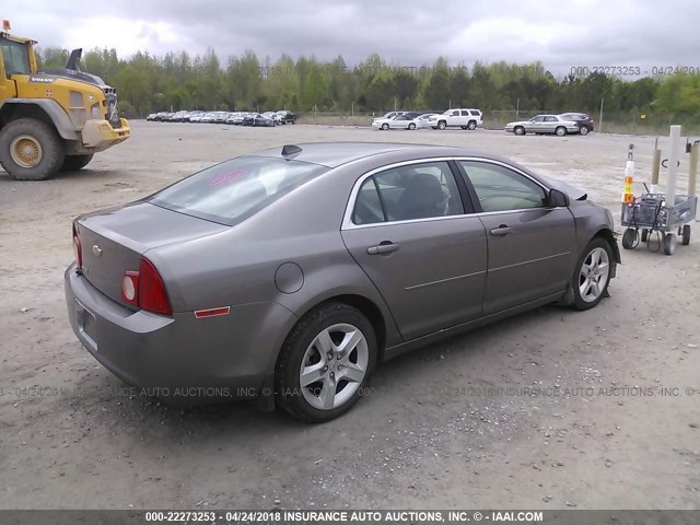 1G1ZB5E05CF314857 - 2012 CHEVROLET MALIBU LS 灰色 照片 4