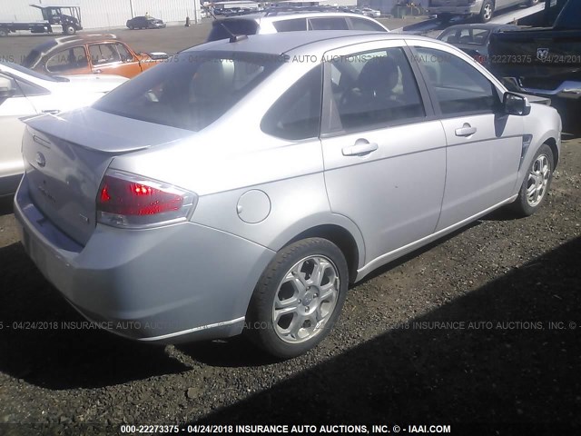 1FAHP35N98W192800 - 2008 FORD FOCUS SE/SEL/SES SILVER photo 4