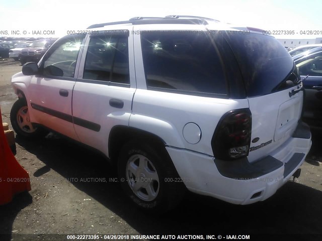 1GNDT13S332360438 - 2003 CHEVROLET TRAILBLAZER  WHITE photo 3