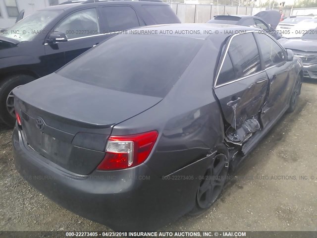 4T1BF1FK2CU114242 - 2012 TOYOTA CAMRY SE/LE/XLE GRAY photo 4