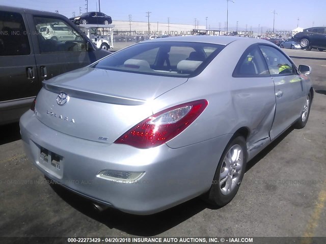 4T1CE30P27U757915 - 2007 TOYOTA CAMRY SOLARA SE/SLE Gümüş foto 4