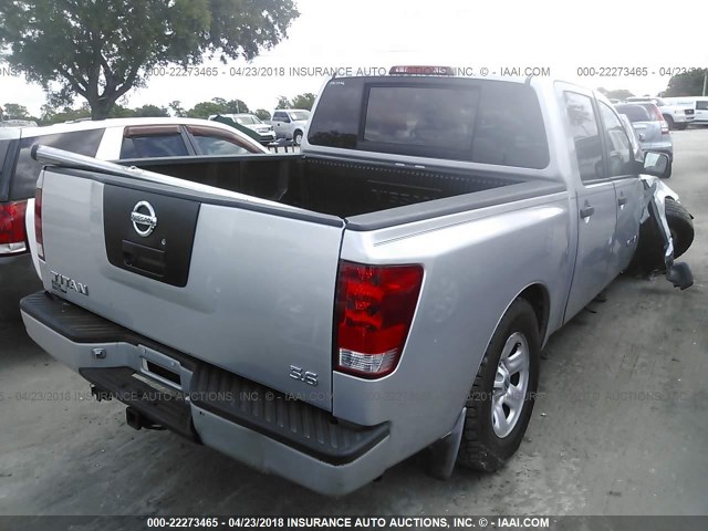 1N6BA07A16N546500 - 2006 NISSAN TITAN XE/SE/LE SILVER photo 4