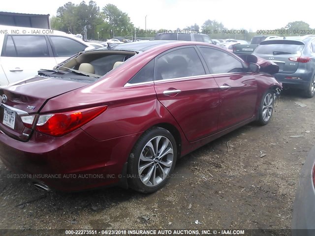 5NPEC4AB6DH587706 - 2013 HYUNDAI SONATA SE/LIMITED RED photo 4