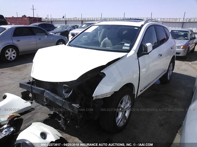 JN8AS5MT2DW519512 - 2013 NISSAN ROGUE S/SV WHITE photo 2