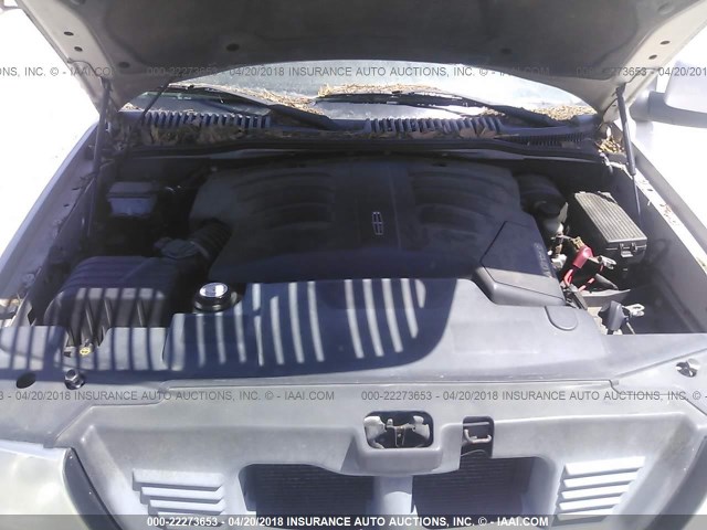 5LMEU88HX4ZJ33555 - 2004 LINCOLN AVIATOR 银色 照片 10