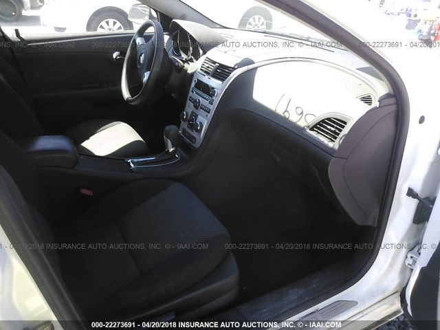 1G1ZC5E15BF177276 - 2011 CHEVROLET MALIBU 1LT თეთრი ფოტო 5