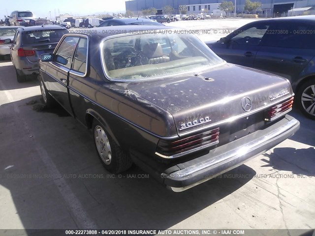 WDBAB53A8CB000321 - 1982 MERCEDES-BENZ 300 CDT BROWN photo 3