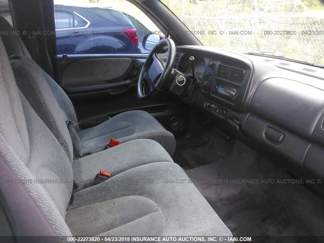 1B7GL22Y4WS613742 - 1998 DODGE DAKOTA BLACK photo 5