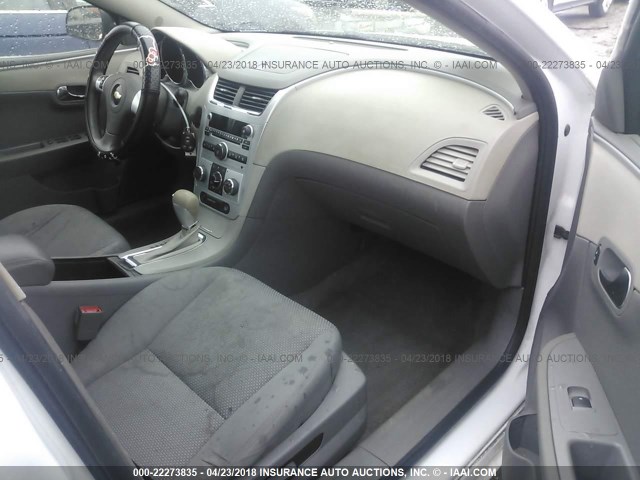 1G1ZB5EB2AF141443 - 2010 CHEVROLET MALIBU LS 白色 照片 5