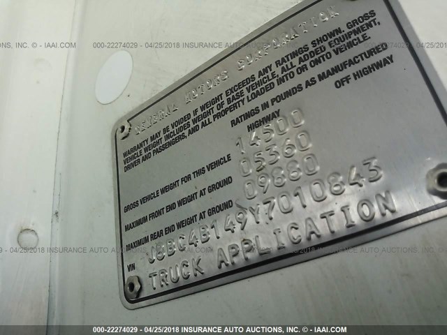 J8BC4B149Y7010843 - 2000 CHEVROLET TILT MASTER W4S04  WHITE photo 10