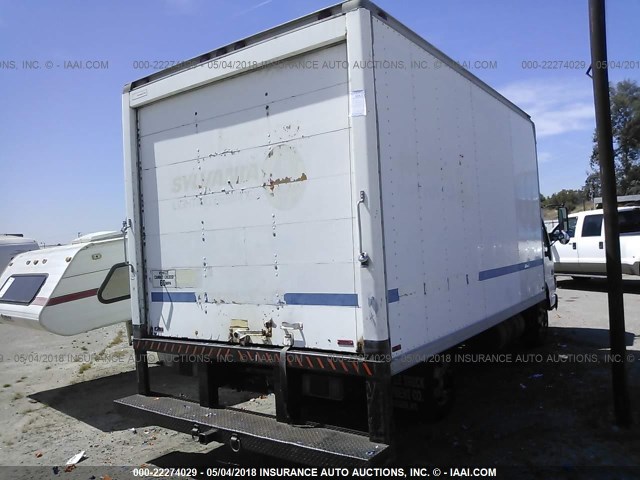 J8BC4B149Y7010843 - 2000 CHEVROLET TILT MASTER W4S04  WHITE photo 4