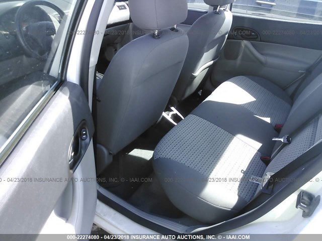 1FAFP34N67W234833 - 2007 FORD FOCUS ZX4/S/SE/SES 白色 照片 8