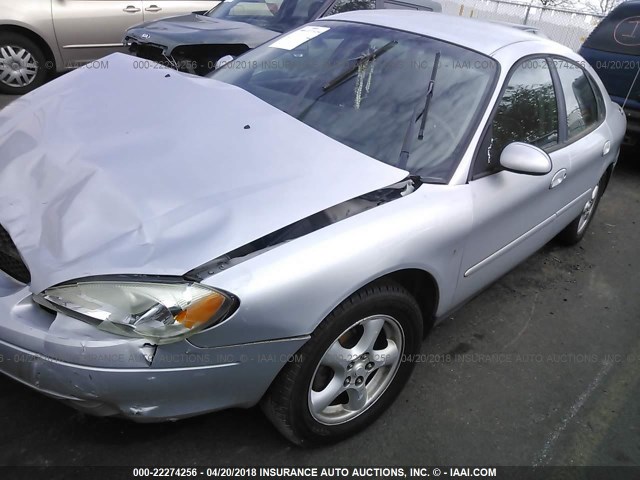 1FAFP55272G225173 - 2002 FORD TAURUS SES SILVER photo 2