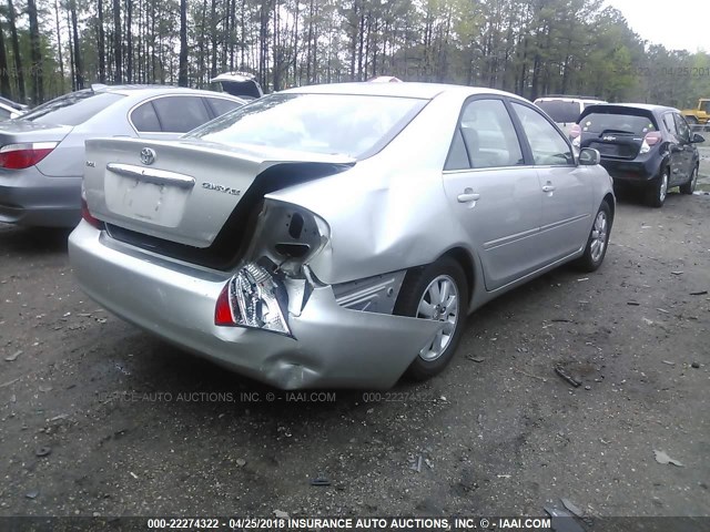 4T1BE30K13U679217 - 2003 TOYOTA CAMRY LE/XLE/SE SILVER photo 4