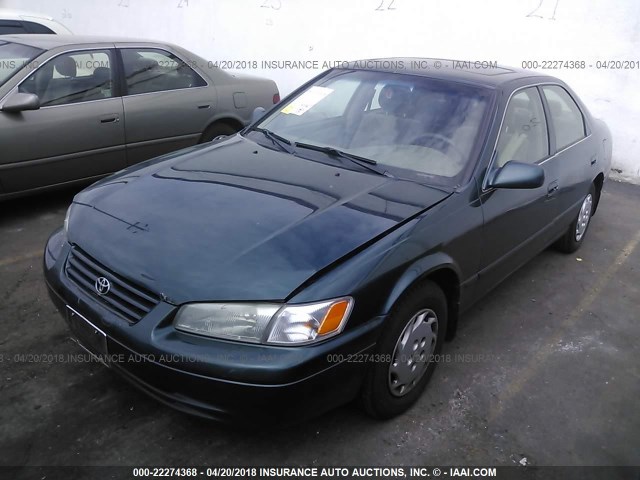 JT2BG22K9W0221483 - 1998 TOYOTA CAMRY CE/LE/XLE 绿色 照片 2