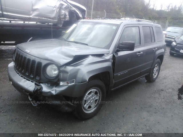 1C4NJRBB3CD597986 - 2012 JEEP PATRIOT SPORT GRAY photo 2