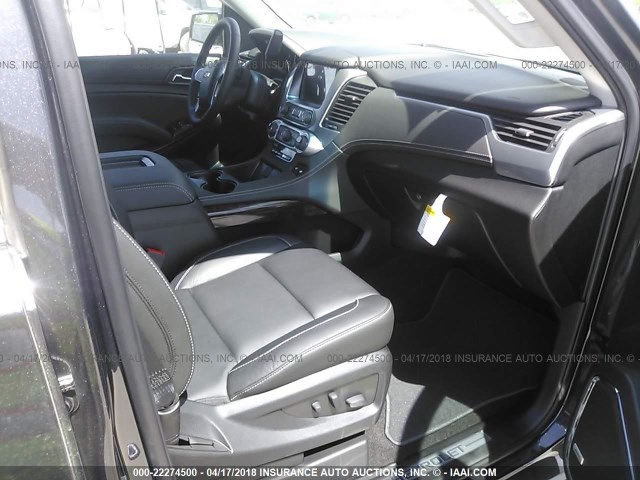 1GNSCBKC8JR222194 - 2018 CHEVROLET TAHOE C1500 LT GRAY photo 5