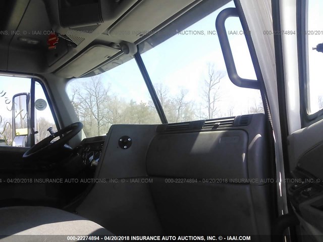 1FUJA6AV69DAB4013 - 2009 FREIGHTLINER COLUMBIA COLUMBIA WHITE photo 5