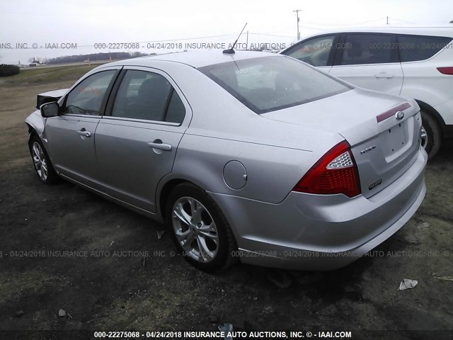 3FAHP0HA4CR363620 - 2012 FORD FUSION SE SILVER photo 3