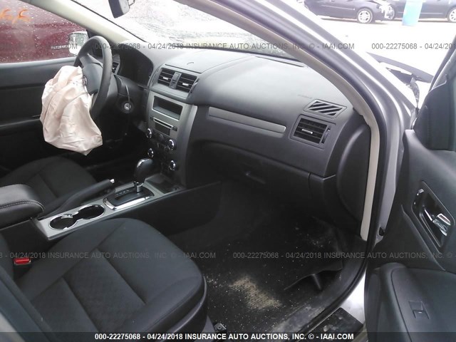 3FAHP0HA4CR363620 - 2012 FORD FUSION SE SILVER photo 5