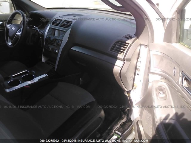 1FM5K8AR3EGA64989 - 2014 FORD EXPLORER POLICE INTERCEPTOR WHITE photo 5