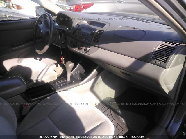 4T1BE32K83U743623 - 2003 TOYOTA CAMRY LE/XLE/SE GRAY photo 5