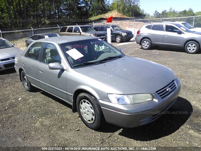 JT2BG22K7X0301785 - 1999 TOYOTA CAMRY LE/XLE Champagne photo 1