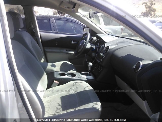 JN8AS5MT0CW606789 - 2012 NISSAN ROGUE S/SV SILVER photo 5