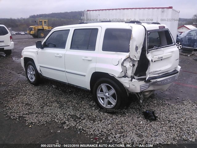 1J4NF4GB6AD524888 - 2010 JEEP PATRIOT LIMITED WHITE photo 3