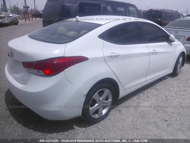 5NPDH4AE9DH290453 - 2013 HYUNDAI ELANTRA GLS/LIMITED WHITE photo 4