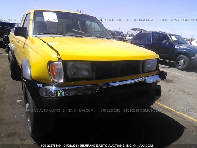 1N6ED26T3YC406787 - 2000 NISSAN FRONTIER KING CAB XE/KING CAB SE YELLOW photo 6