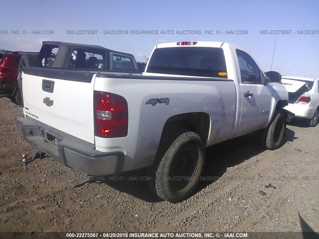 1GCNKPEA4BZ438786 - 2011 CHEVROLET SILVERADO K1500 WHITE photo 4