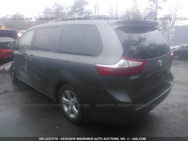 5TDKK3DC3FS568774 - 2015 TOYOTA SIENNA LE GRAY photo 3