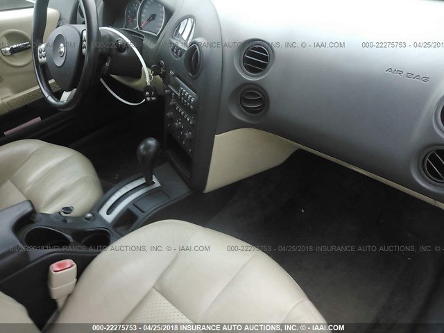 2G2WS522441140809 - 2004 PONTIAC GRAND PRIX GT2 თეთრი ფოტო 5