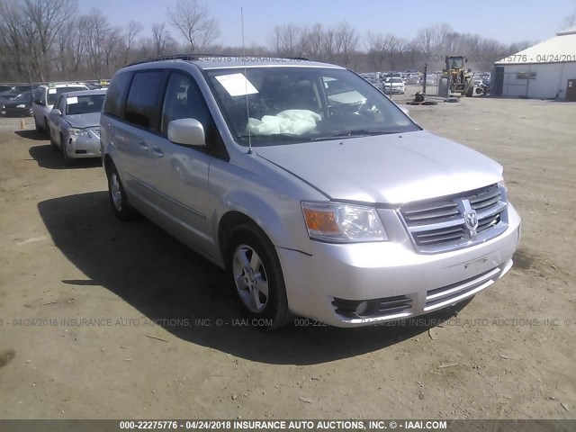 2D4RN5D11AR111563 - 2010 DODGE GRAND CARAVAN SXT SILVER photo 1