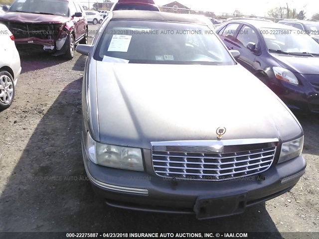 1GEEH90Y7XU550296 - 1999 CADILLAC COMMERCIAL CHASSI  GRAY photo 6