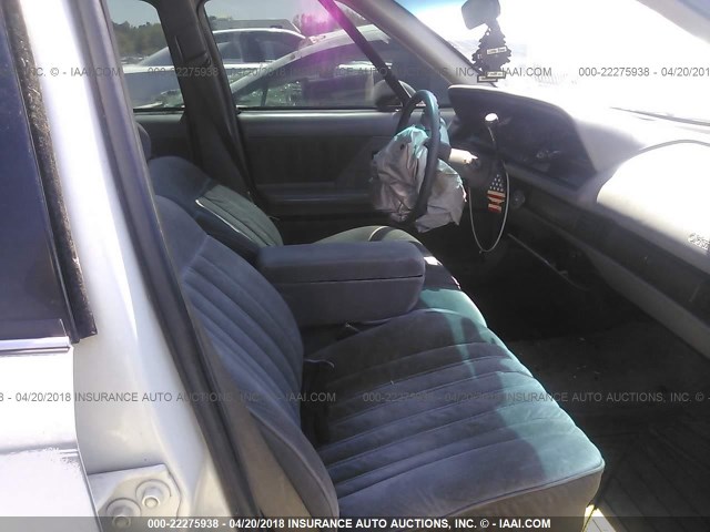 1G3HN53L0PH304576 - 1993 OLDSMOBILE 88 ROYALE 白色 照片 5