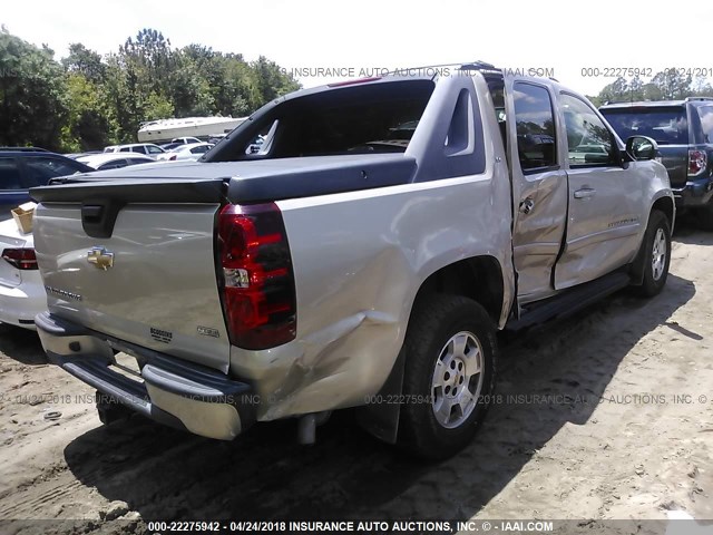 3GNEC12088G298330 - 2008 CHEVROLET AVALANCHE C1500 TAN photo 4