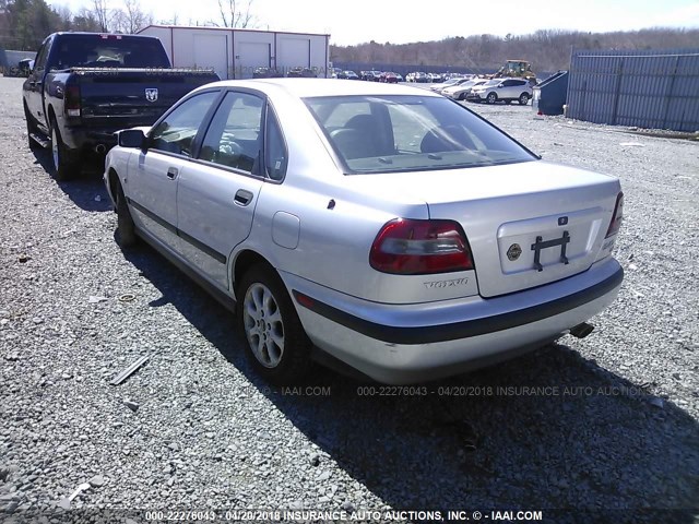 YV1VS2554YF486413 - 2000 VOLVO S40 SILVER photo 3