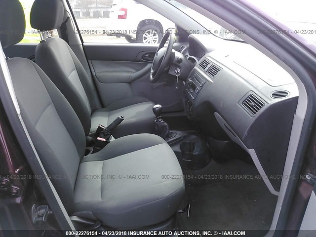 1FAFP34NX7W324101 - 2007 FORD FOCUS ZX4/S/SE/SES 勃艮第红 照片 5