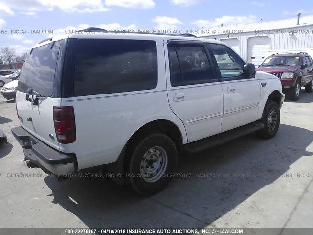 1FMPU16L2YLB59277 - 2000 FORD EXPEDITION XLT WHITE photo 4