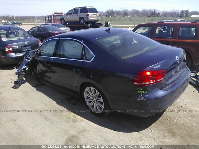 1VWBH7A36DC082787 - 2013 VOLKSWAGEN PASSAT SE BLUE photo 3