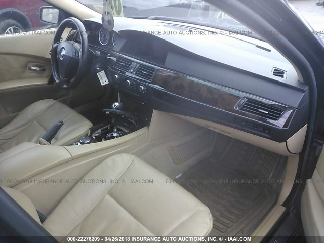 WBANF33526CS36750 - 2006 BMW 525 XI BLUE photo 5