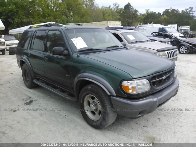 1FMZU63E1YUB77839 - 2000 FORD EXPLORER XLT GREEN photo 1