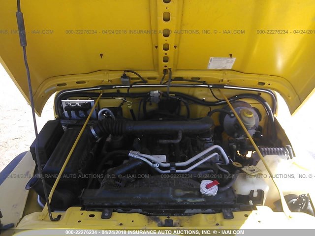 1J4FA49S94P721346 - 2004 JEEP WRANGLER / TJ SPORT YELLOW photo 10