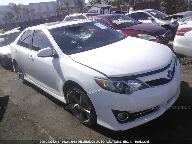 4T1BK1FK7CU504135 - 2012 TOYOTA CAMRY SE/XLE WHITE photo 1