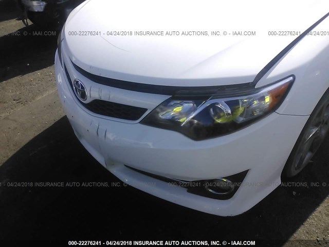 4T1BK1FK7CU504135 - 2012 TOYOTA CAMRY SE/XLE WHITE photo 6