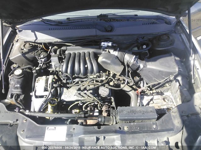 1FAFP552X2G243876 - 2002 FORD TAURUS SES GRAY photo 10