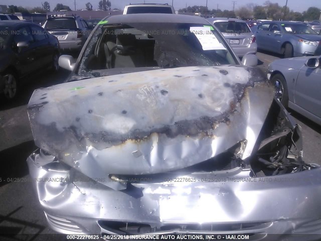 4T1BE32K42U622179 - 2002 TOYOTA CAMRY LE/XLE/SE SILVER photo 6
