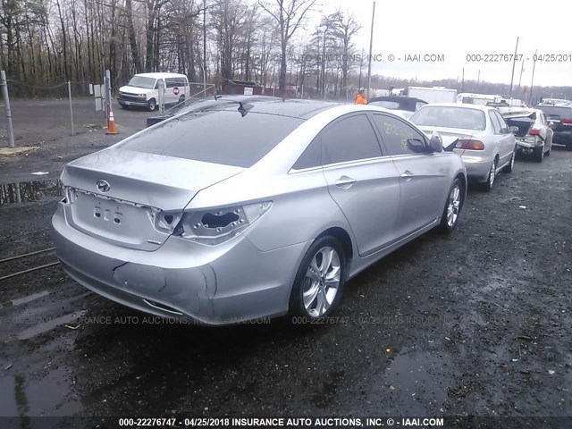 5NPEC4AC9CH415421 - 2012 HYUNDAI SONATA SE/LIMITED SILVER photo 4